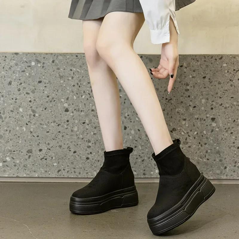 

Модные весенние трикотажные ботинки из микрофибры 8,5 см, кожаные ботильоны до колена, осенние женские туфли на платформе и танкетке 2025 г. 39 чёрный