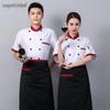Haine de lucru şi uniforme – Uniforme pentru bucătari și lucrători de catering