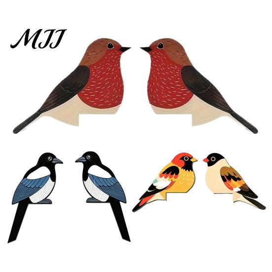 Creative Home Interior Accessory Bird Door Corner Sign, Cute Wooden Hanging Ornament for Frame Unique Desktop Cabinet, Shape Wall Art Home,