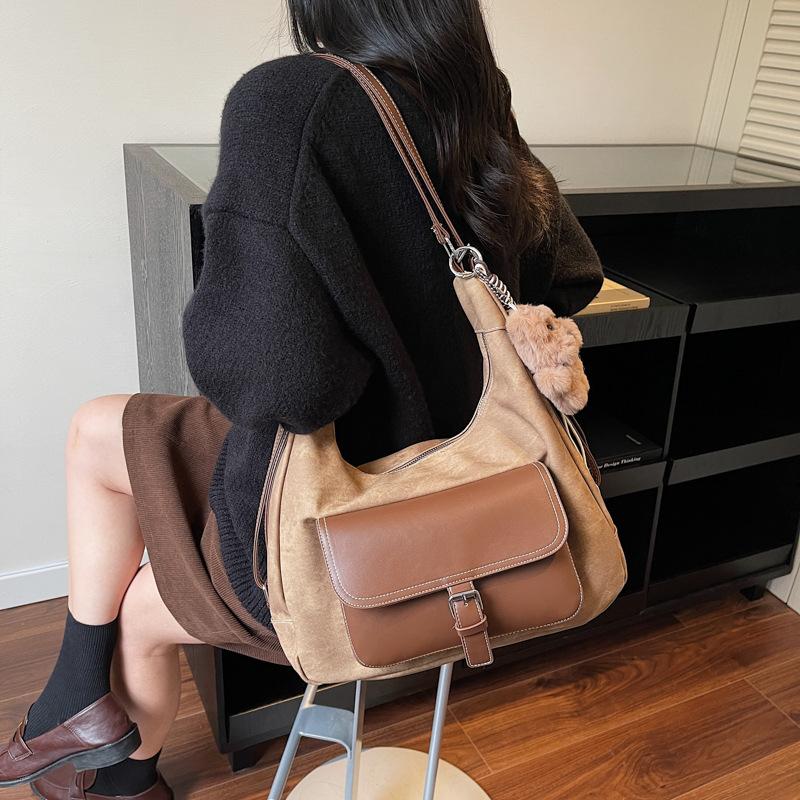 Large capacity bag women's 2025 new backpack, premium texture travel shoulder bag, commuter tote bag