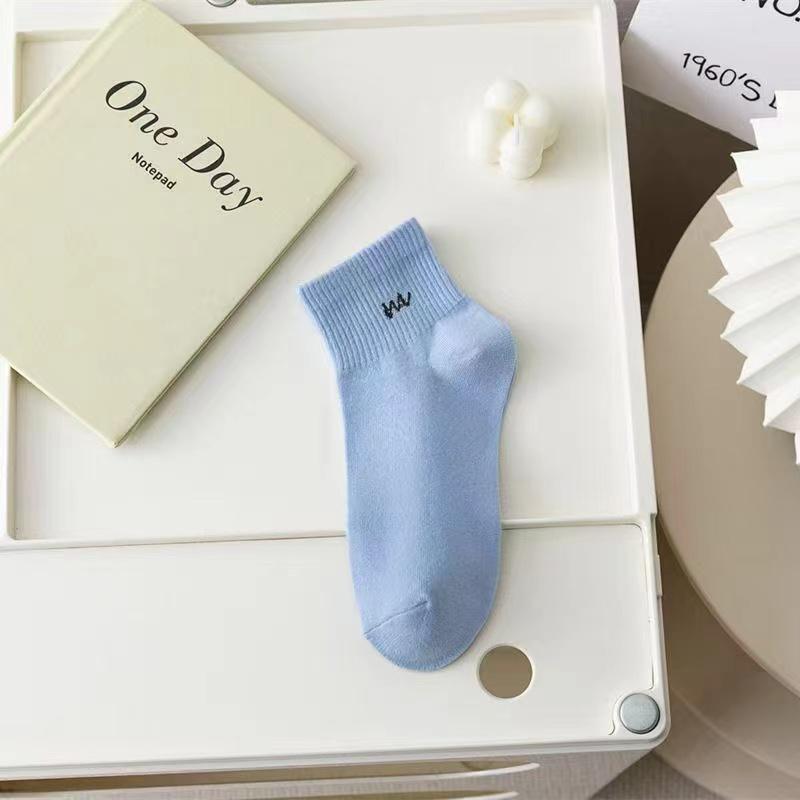 1 Pairs Letter Print Socks Comfy & Breathable Sports Short Socks Women's Stockings & Hosiery Soft & Comfy All-match Short Socks