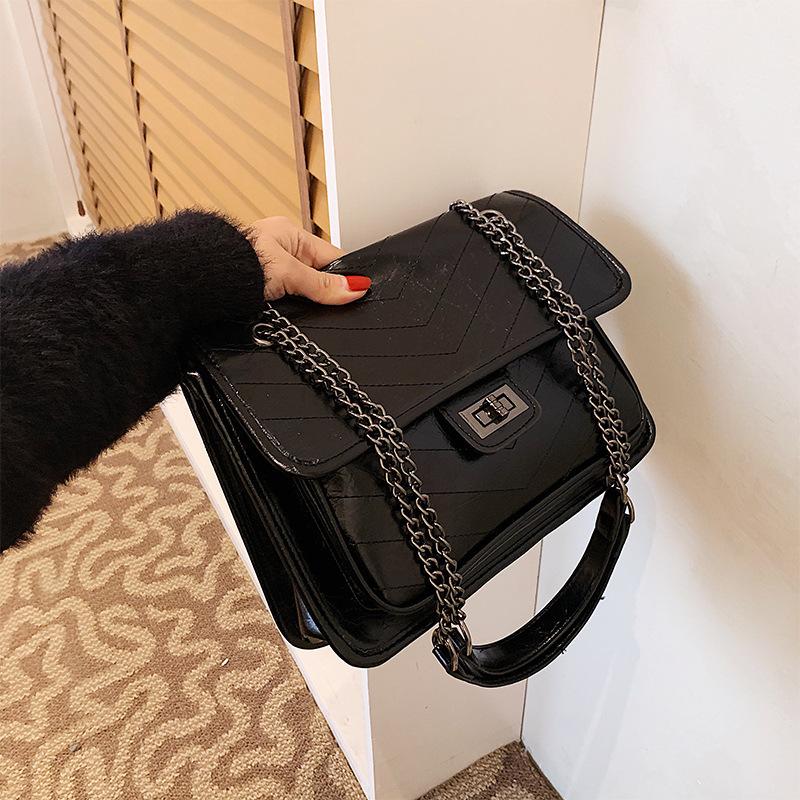 Women's Commuter Square Bag Shoulder Bags Korean Style Fashion Black Lock Buckle Chain Bags Trend Outdoor Leisure Crossbody Bags