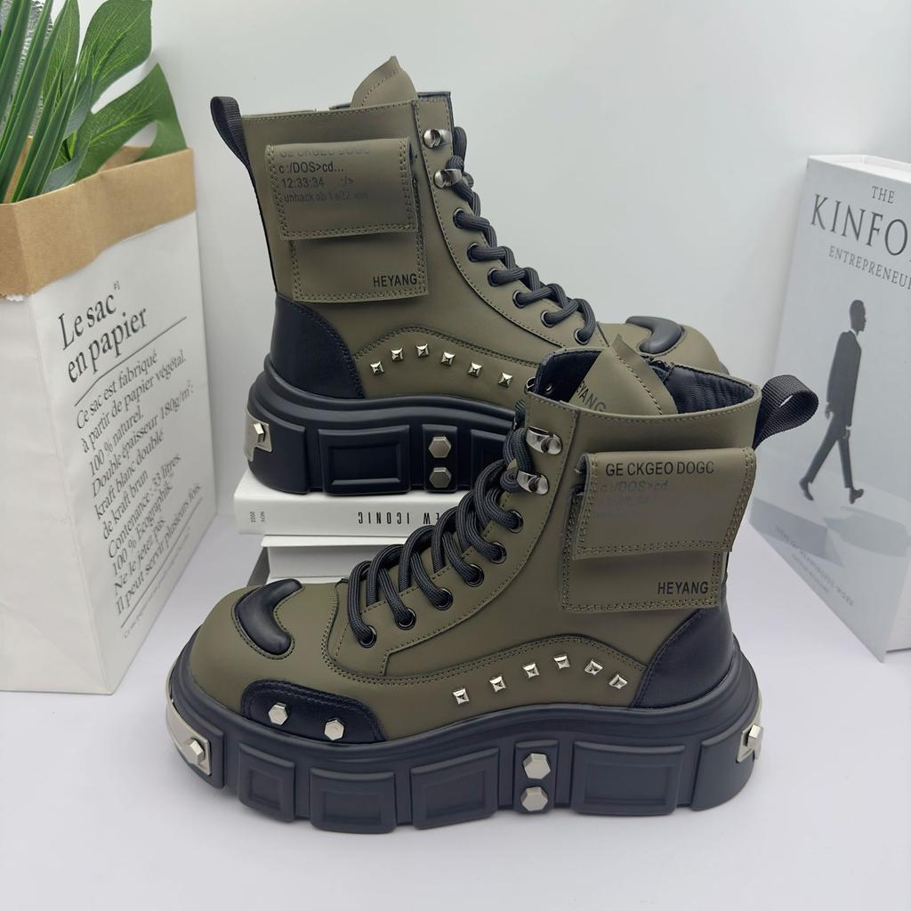 Modne męskie buty wysokie wszechstronne białe casualowe na grubej podeszwie w stylu punkowym buty rycerskie niszowy trend męska moda nitowane buty Botas Hombre