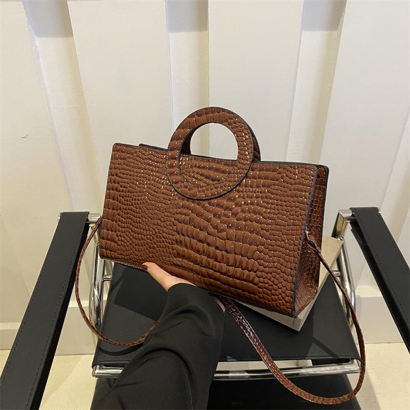 

Bags New Bags Portable Women s Bags Fashion Women s New Bags Small Square Bags Niche Shoulder Bags Crossbody Bags