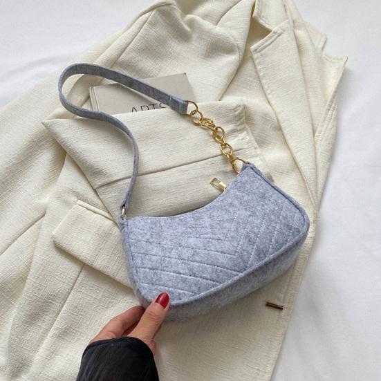 Women Felt Underarm Bag Fashion Shoulder Bag Stylish Top Handle Bag Quilted Handbag Stylish Hobo Bag for Shopping Dating Commuting
