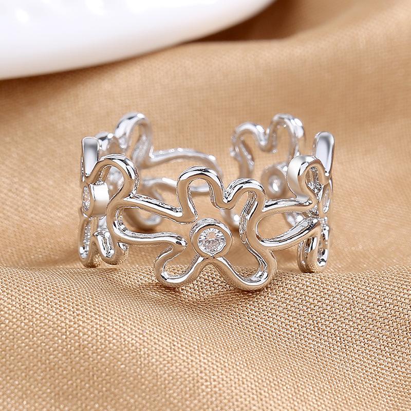 2026 Joint New Fanqi Flower-shaped Ring Fashionable Simple Open Women s Ring Fashionable Hollow Jewelry Resizable серебряный