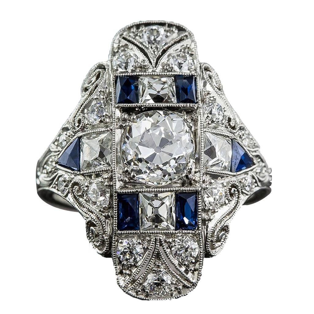 

Exaggerated Light Luxury Ladies Ring Pattern Hollow Ring 10