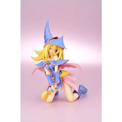 Kotobukiya Yu-Gi-Oh! Duel Monsters Black Magician Girl 1/7 Scale PVC Pre-painted Figure