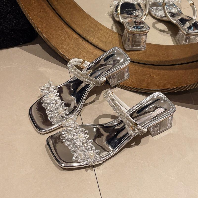 French Flower Rhinestone with Low Heels for Women 2025 Summer New Open-toed Casual High-end Thick-heeled Sandals for Women