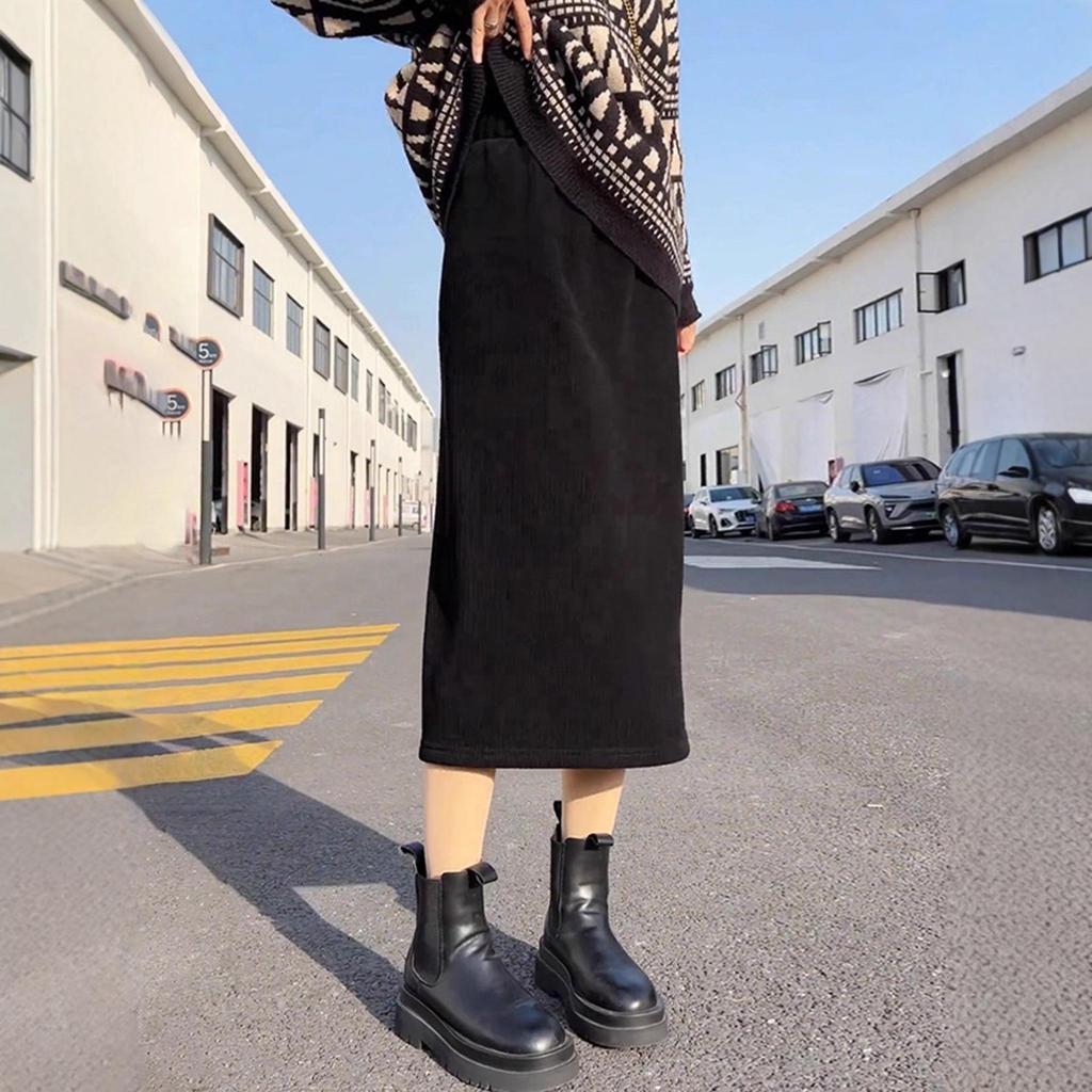 Black Corduroy A-line Skirt for Women - 2025 Autumn/Winter, Plus Velvet & Thick for Extra Warmth