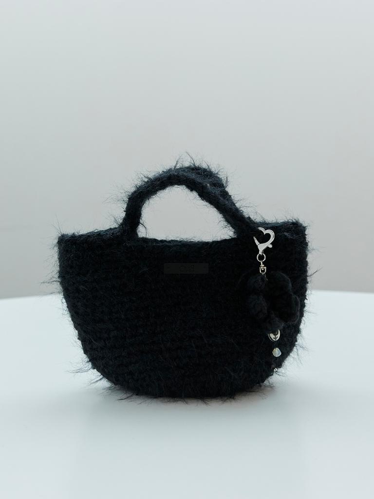 Ouel Handmade Boucle Knit Mini Bag_Black