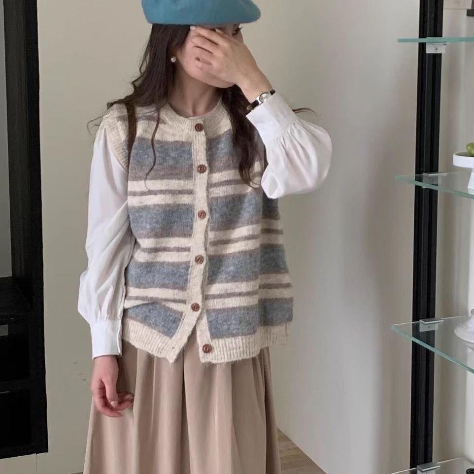

Retro Striped Vest Women s Loose Round Neck Cardigan Spring and Autumn Sleeveless Knitted Vest S абрикосовий