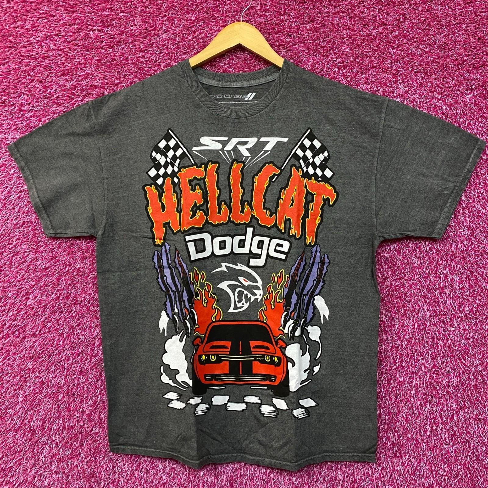 Dodge Hellcat SRT Racing Car Poster T-Shirt M