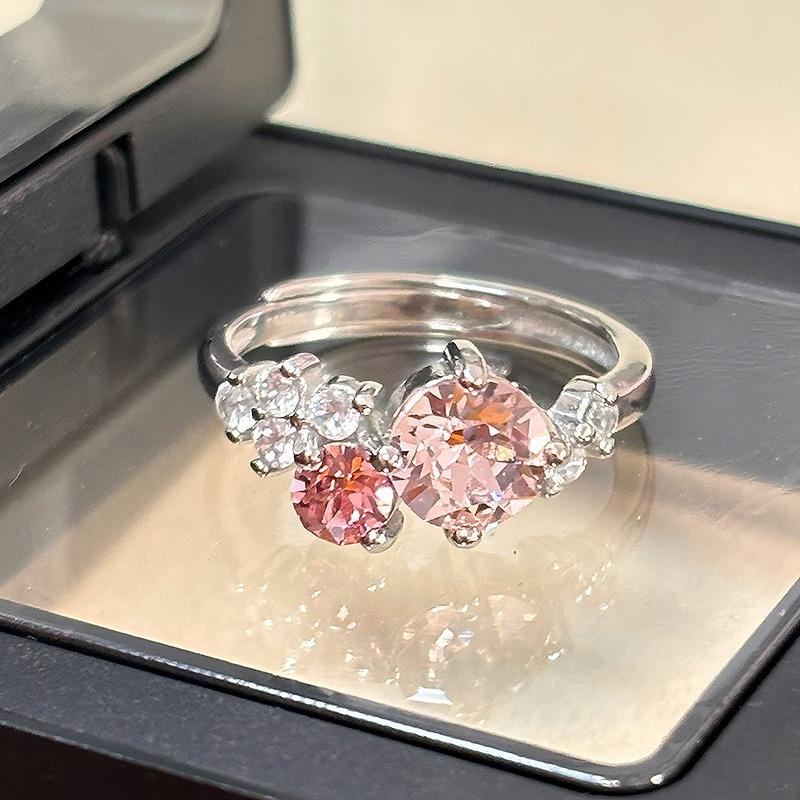 Light Luxury silver rings Fashion Commuter Style Pink Crystal Rings for women Party Wedding Romantic