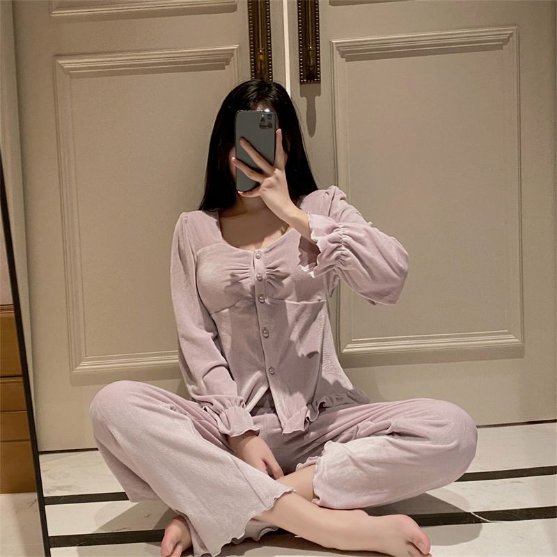 New Pajamas for Women Spring Sweet Square Neck Pajamas Set with Breast Pads Home Clothes Island Velvet Ruffles Home Clothes