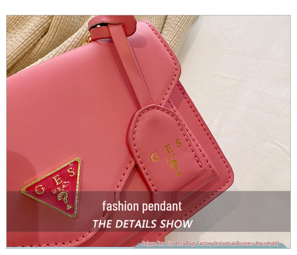 Korean Style Women's Versatile Crossbody Shoulder Bag with High-End Texture and Popular Chain Design