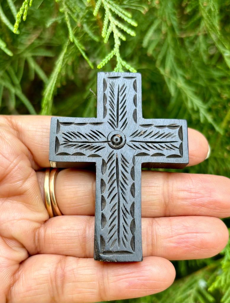 1 Pc Wood CROSS Pendant, Jesus Christ, Wooden Locket Handmade, 6 Cm, Handcarved, Christianity, Unisex for Men and Women, 12