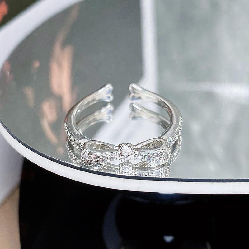 [Rymowany Cień Jedwabnego Węzła] Seria Kokard Zir*****Pierścień Pióra Pierścień Luksusowy Niszowy Prosta Osobowość Pierścień Kobieta