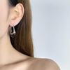 Französische Retro Myrrhe Bernsteinbraun U-förmige Metall Ohrklemmen für Damen - Europäischer und Amerikanischer High-End Nischenstil Ohrringe