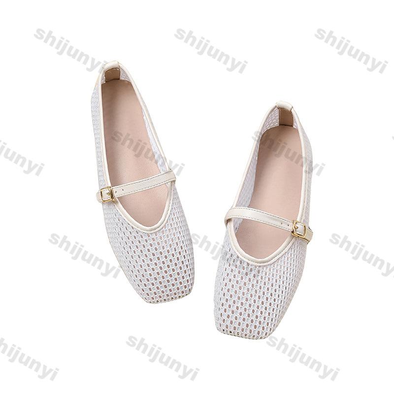 Fashion Buckle Strap Flats Women's 2025 Summer New Fashion Hollow Mesh Mary Jane Shoes Large Size Comfortable Breathable Casual Shoes