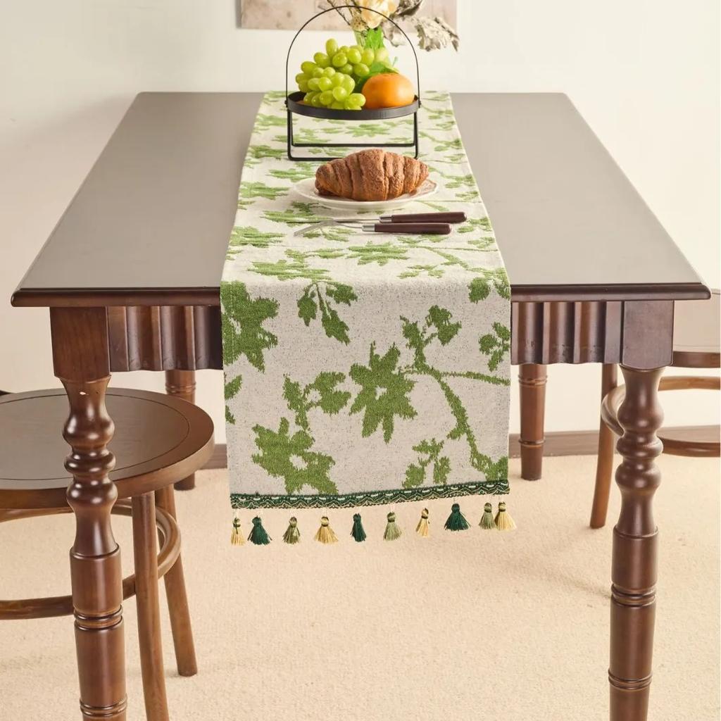 Chinese Style Vintage Tassel Table Runner Jacquard Living Room Bed Tail Coffee Dining Table Decoration Accessories Rustic Decor