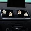 Accesorii pentru interiorul mașinii – Jucării auto şi decorațiuni