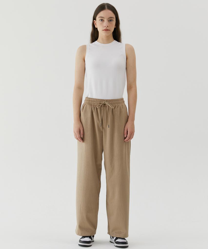 TRIP LE SENS Unisex Velvet Pleated Training Pants_Beige Brown