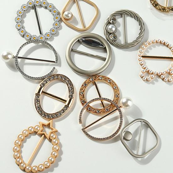 Yousheng Clothes Corner Knotted Buckle Elegant Faux Pearl Rhinestone Round Love Heart T-shirt Scarf Clothing Corner Tie Clip Ring Fashion Jewelry