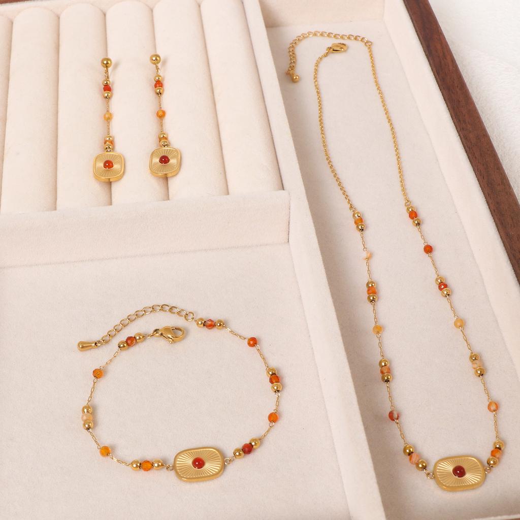 Lehký luxusní retro náhrdelník pro ženy na léto, výklenkový high-end set řetízku na klíční kost