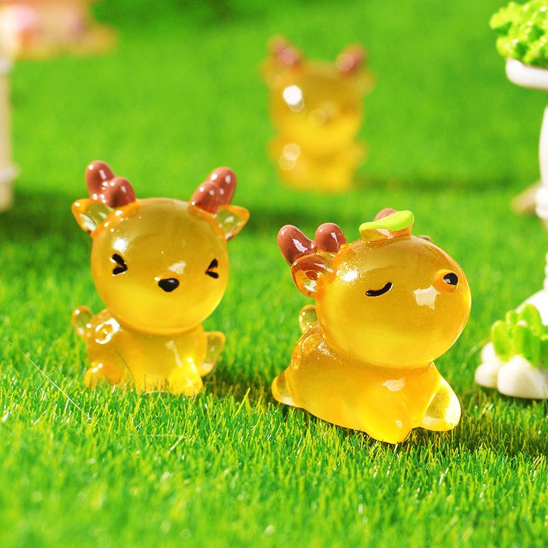 Micro-landscape Creative Simulation, Cute and Adorable Animal, Sika Deer, Garden Office, Home Desktop Decorations