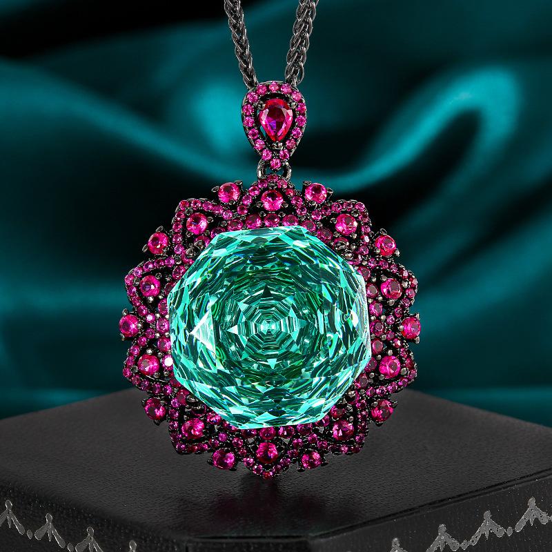 

Jewelry Copper Bottom Gold-Plated Simulation Rose Cut Dragon Fruit Color Temperament Retro Black Gold Pendant Main Stone 18Mm