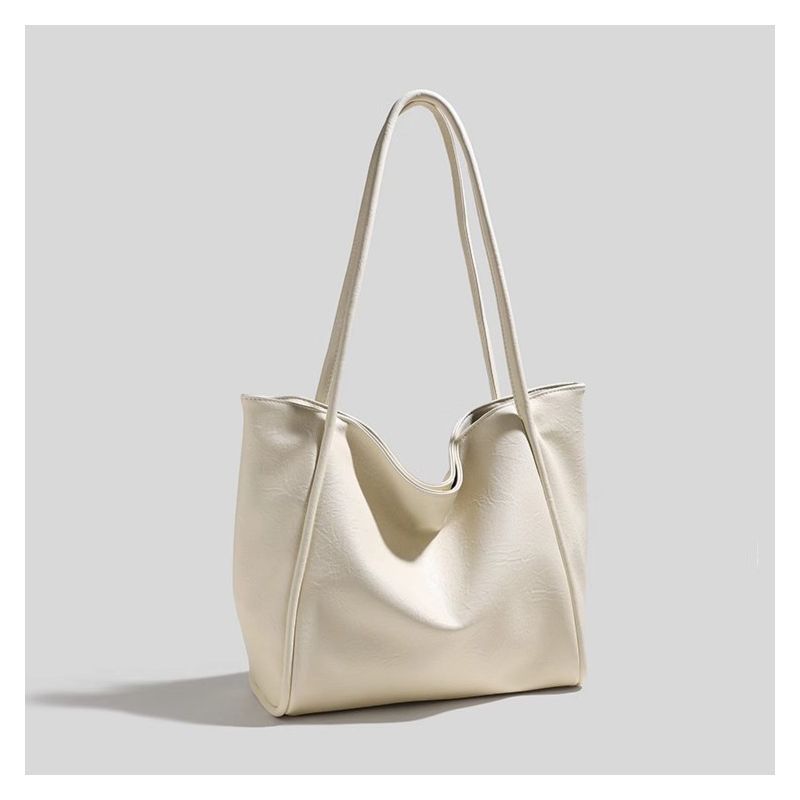 Premium texture large-capacity bag women's new light luxury niche design single shoulder super fire commuter tote bag