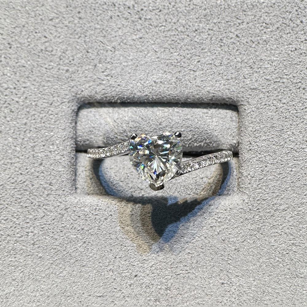 Vinregem 100% 925 Sterling Silver 3EX VVS1 D Color Heart Cut 7 MM 1CT Real Moissanite Diamonds Ring for Women Engagement Fine Jewelry Gifts