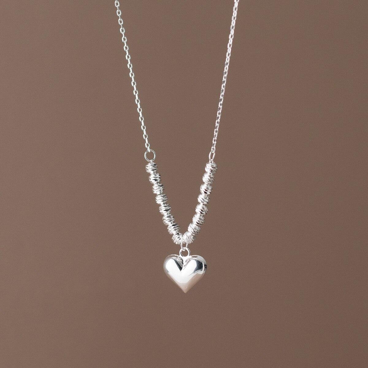 

Последнее серебряное ожерелье S925, корейская версия, темперамент, простые глянцевые граненые бусины с любовью, милая цепочка на ключицы, подарок для девочек