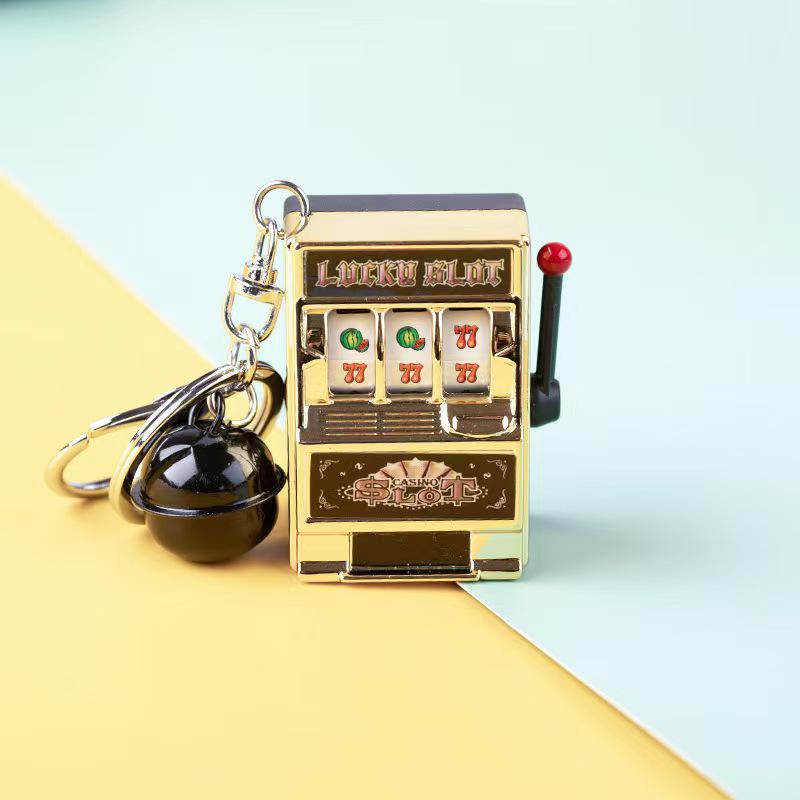 Retro Joystick Fruit Machine Keychain: Playable Spin Wheel Pendant Toy