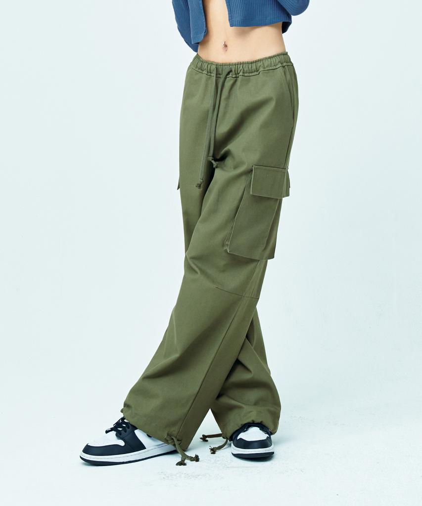 ATTENTIONROW FOR WOMEN Two-Way Wide Cargo Pants (Khaki)