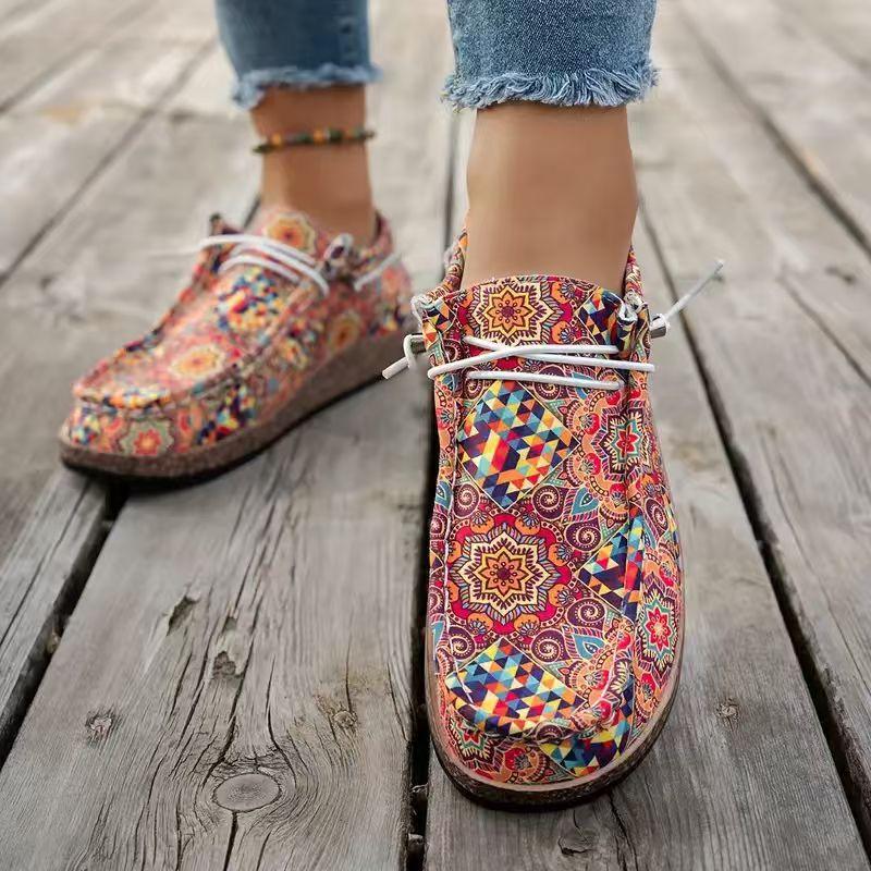 New Flat-bottomed Women's Shoes for Plus-size Women, Casual Shoes on One Foot