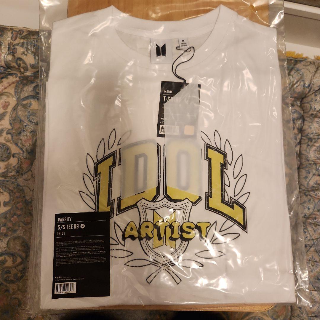 

[USED] VARSITY S/S TEE 09