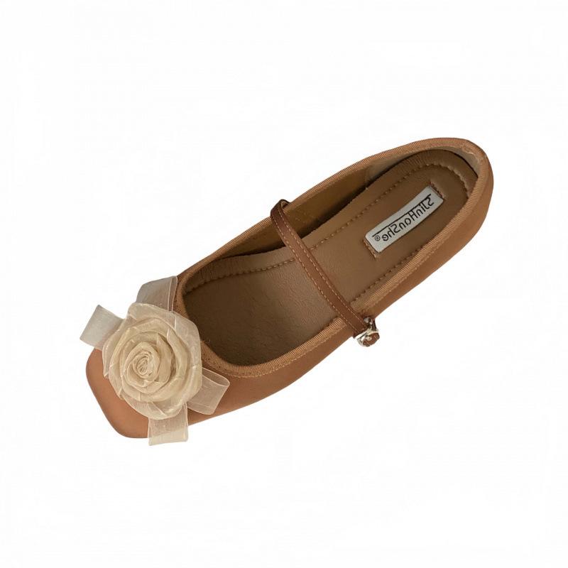 2025 early autumn new Korean version temperament camellia model one-word with square head soft sole inner height increase single shoe