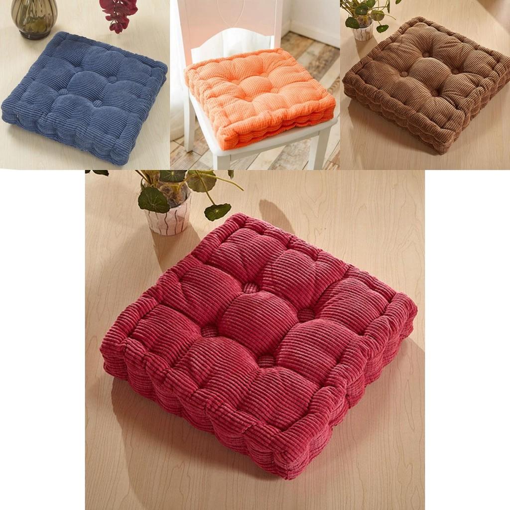 Elegantes quadratisches Sitzkissen aus Maisplüschmaterial für ultimativen Komfort und Stil