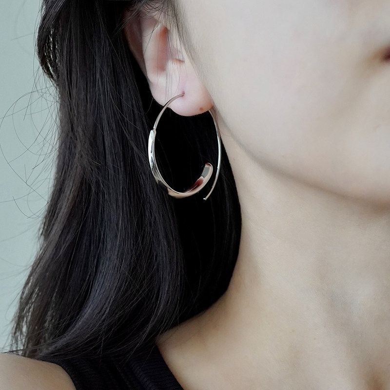 Fashion Exaggerated Circle Large Earrings Accessible Luxury Fancy Minimalist Elegant French Fashion Stylish Earrings Earrings Silver