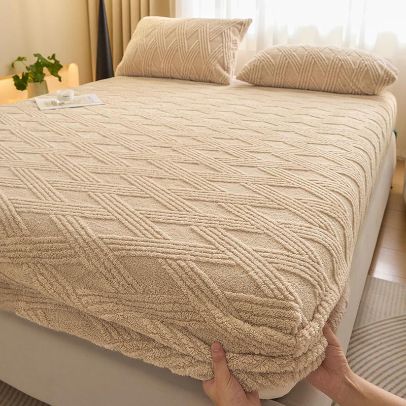 Lenzuolo con angoli in peluche a tinta unita Pile di corallo Anti-acaro Morbido Confortevole Antiscivolo Coprimaterasso Jacquard Copertura protettiva per letto