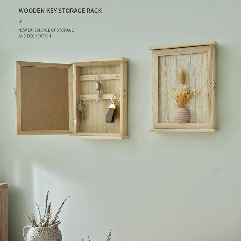 Farmhouses Style 6 Hook Wall Key Rack With Natural Wood Base And Retro Dried Flower Embellishment