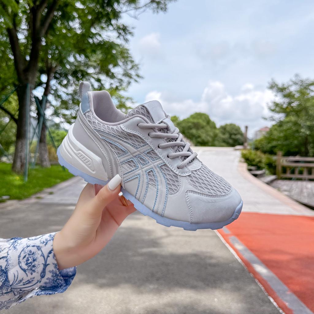 European Version Breathable Mesh Lightweight Dad Shoes Women's 2025 Summer New Casual Versatile Heightening Platform Sports Shoes Tide