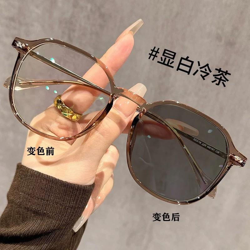 New ultra-light black frame reading glasses live broadcast elderly anti-blue high definition glasses fashionable large frame advanced flower glasses