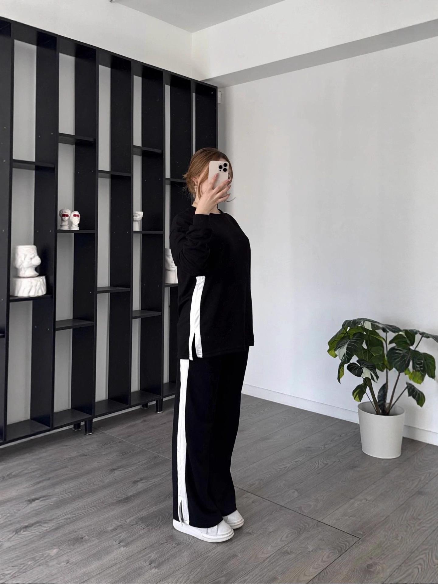 

Європейський та американський в язаний спортивний костюм Color Block - Осінь/Зима Двоpiece Довгий рукав та штани Small чорний