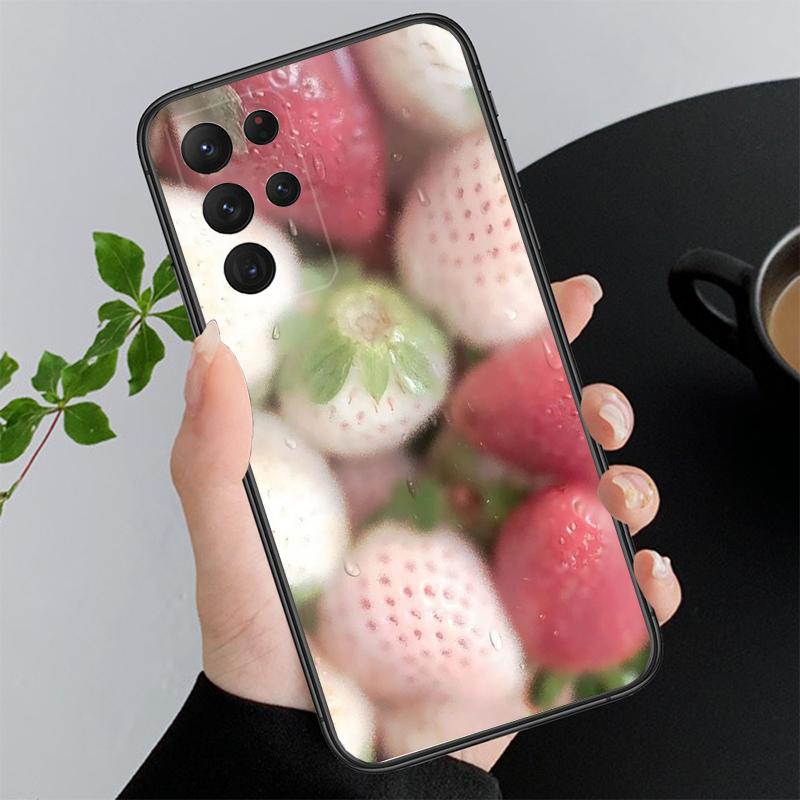 Phone Case For Samsung A17 A55 A16 A56 A35 A15 A53 A54 A33 A34 A25 A05S A52 A52S A07 A26 A06 Strawberry Cat Cartoon