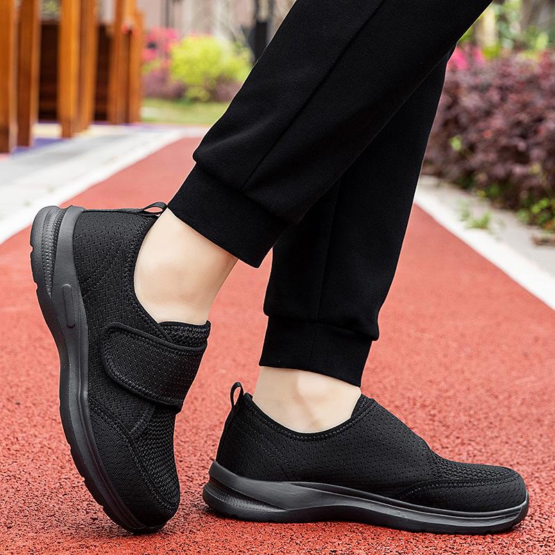 Hot-selling Summer Shoes Men's and Women's Wide Version Velcro Walking Shoes Breathable Mesh Sports Shoes Lightweight Casual Shoes