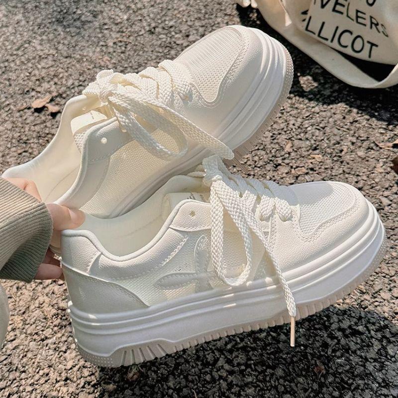 2025 New Summer Women's Shoes Little White Shoes Women's Mesh Shoes Breathable Thin Mesh Shoes Versatile Platform Sports Board Shoes