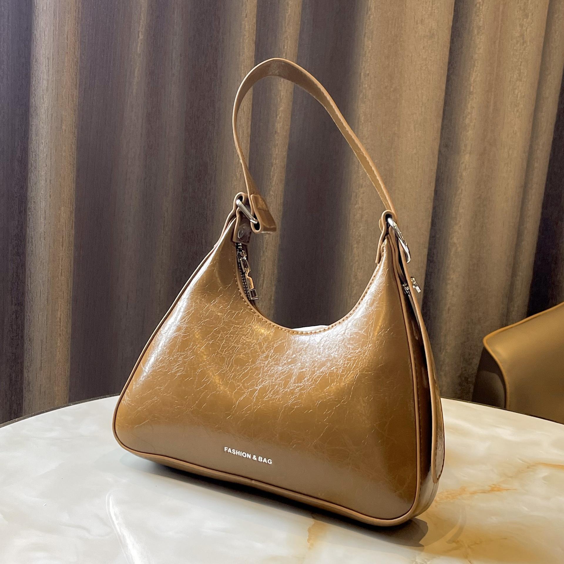 

Spring 2025 Women s Versatile Crossbody & Shoulder Bag - Solid Color, Fashionable & Stylish серебряный